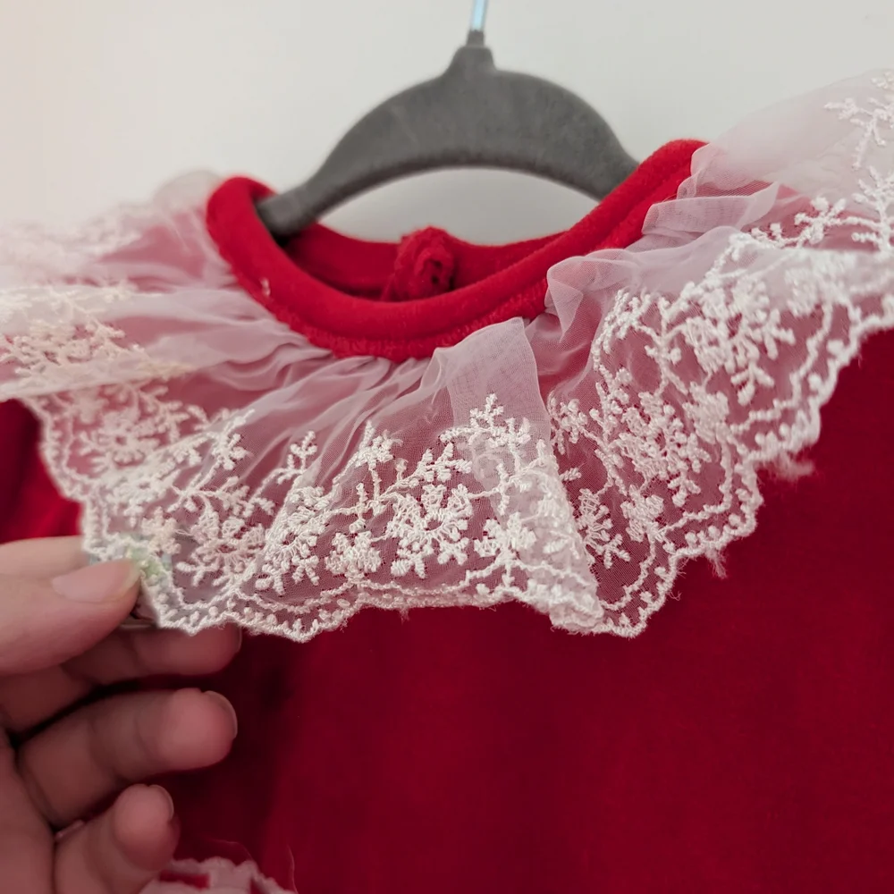 $ Vintage‎ Little Me Red Velour Footie With Lace And Bow Detail